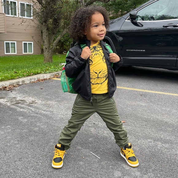 Meet your Posher, Jennifer - Picture 4 of 16